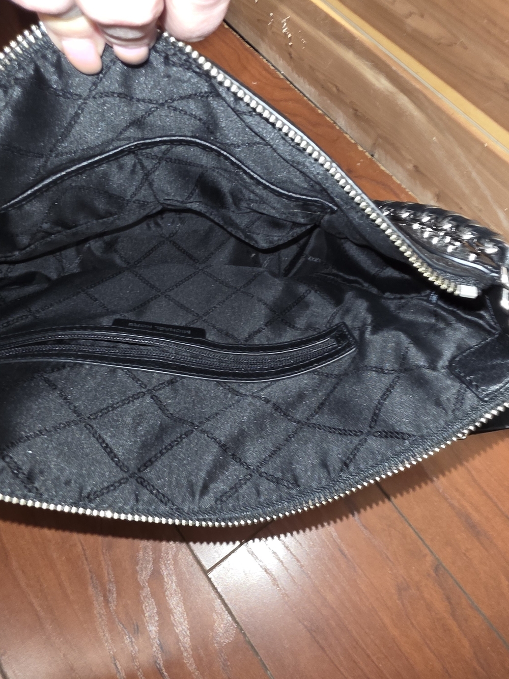 Michael Kors Jagger Large Black Bag - Picture 3 of 3
